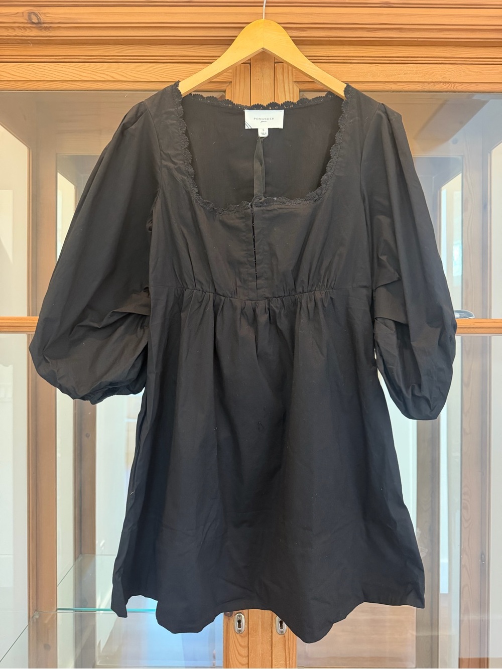Tuckernuck, Pomander Place, Black Puff-Sleeve Square Neck Women’s Top, NWT